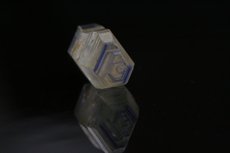 Gemmy Sapphire Crystal w. blue Points