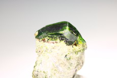 25 Demantoid Kristalle