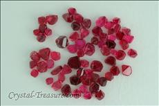 68 pcs. Gemmy スピネル (Spinel) 結晶  (Crystals)