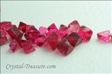 68 pcs. Gemmy スピネル (Spinel) 結晶  (Crystals)