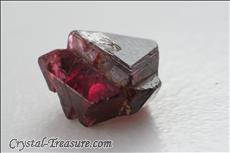 Multiple Twinned Spinel