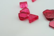 スピネル (Spinel)