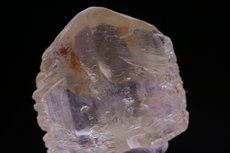 Cristal de Sinhalita