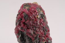 Spinel on Ilmenite