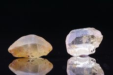 2 Sinhalit Kristalle 2,9 Karat