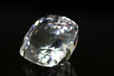 ゴッシェナイト (Goshenite Crystal)