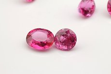 スピネル (Spinel)