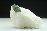 Seltener tiefgrüner Fuchsit Kristall in Matrix