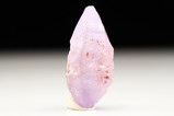 Pink-violett-farbener bipyramidaler  Saphir Kristall 