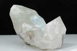 TOP Aquamarine on Quarz with Triplite inclusions