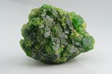 灰鉄ざくろ石 , デマントイド  (Demantoid)