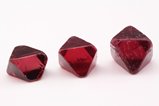 スピネル (Spinel)