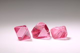 スピネル (Spinel)