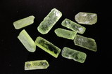 7 Peridot Kristalle aus Myanmar