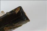 Doubly Terminated 緑レン石 (Epidote) Twin with 石英 (Quartz)