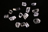 15 klare Phenakit Kristalle mit Endflächen