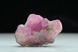 Pinkfarbiger Saphir / Rubin in Kalzit